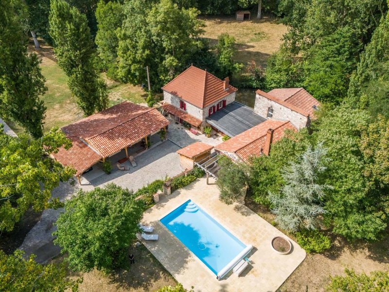 Stone mill house with stables, annexe and pool