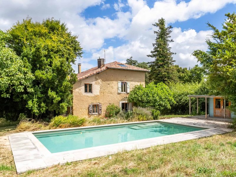 Pool-5-Copy of WMC565 ext-04