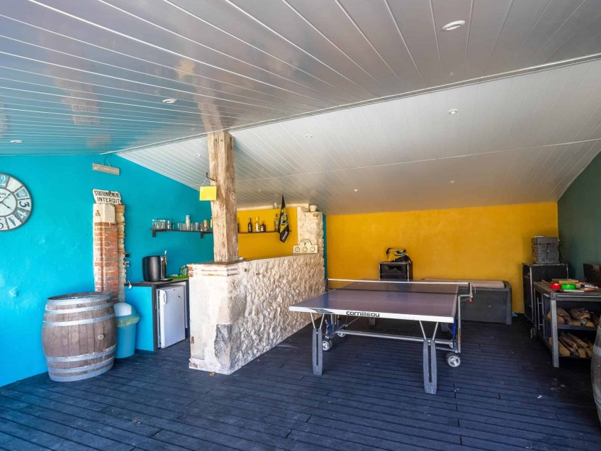 Pool-house-WMC649
