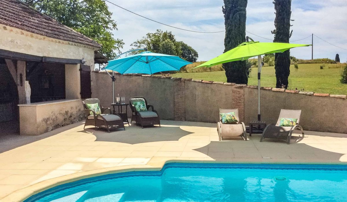 Pool-summer-2-WMC381