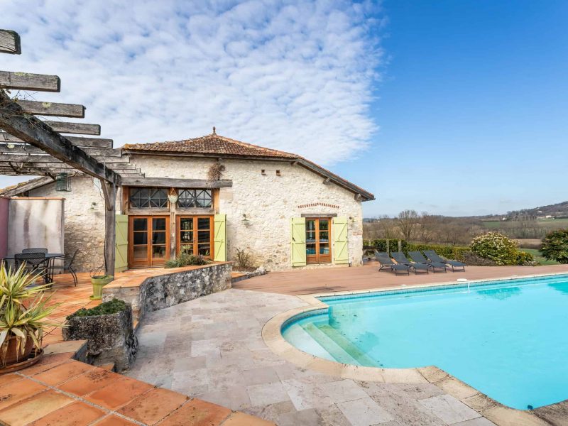 Pool-terrace-WMC547 (1)