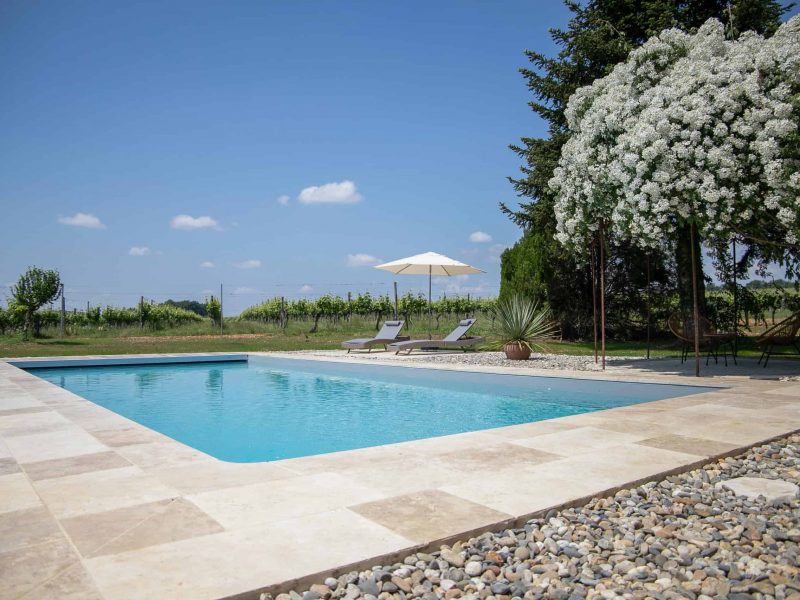 Pool-vineyard-wmc343