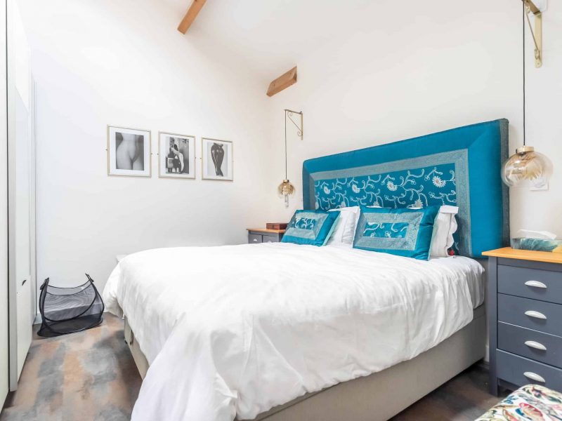 Potagee apartment bedroom-WMC587-58