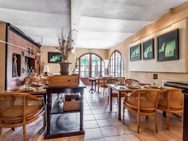 Restaurant-windows-WMC184