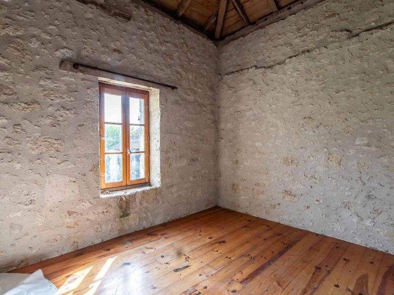 Second-house-4-WMC433