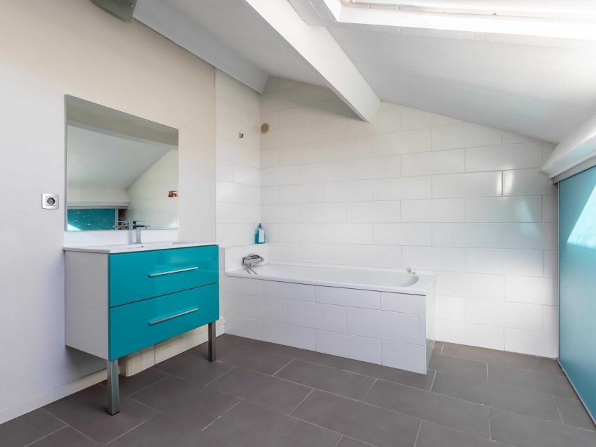 Shower-WMC649