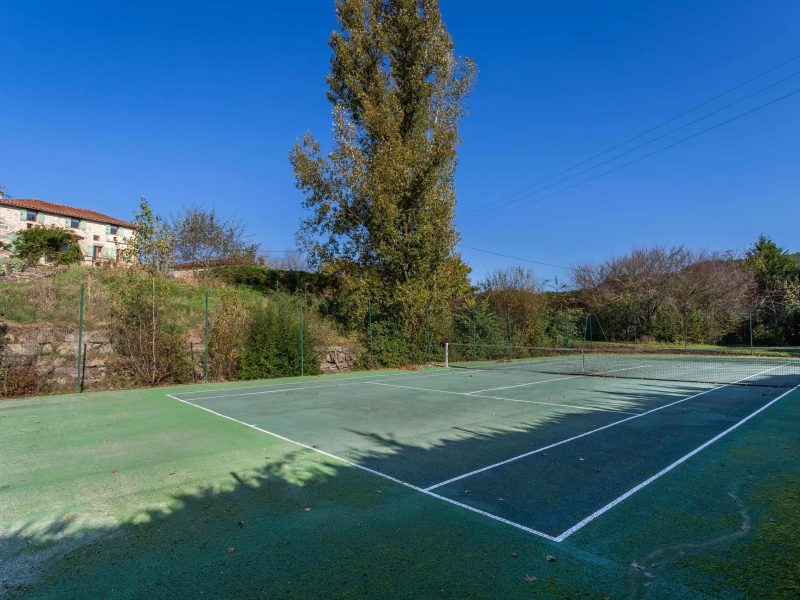 Tennis-court-1-WMC461