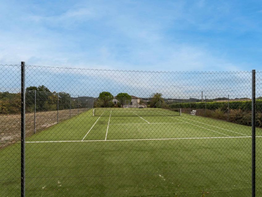 Tennis-court-WMC319