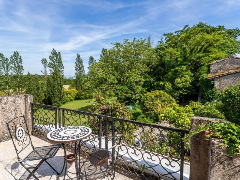 Propriété de campagne avec dépendances