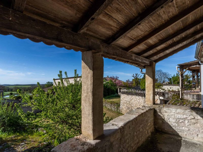 Terrace-2-view-WMC389