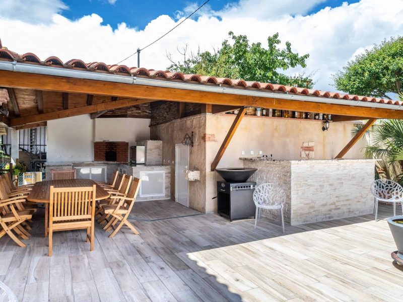 Terrace-Summer-WMC251