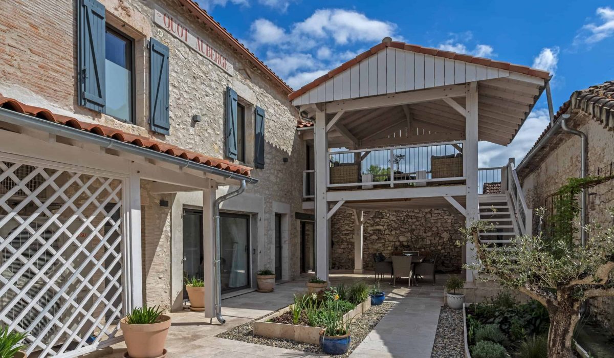 Terrace-close-WMC692