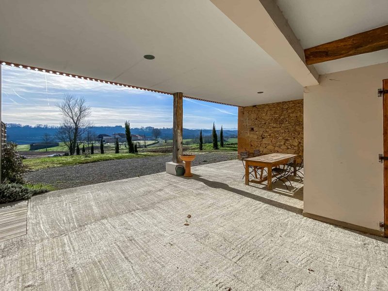 Terrace-view-2-WMC348