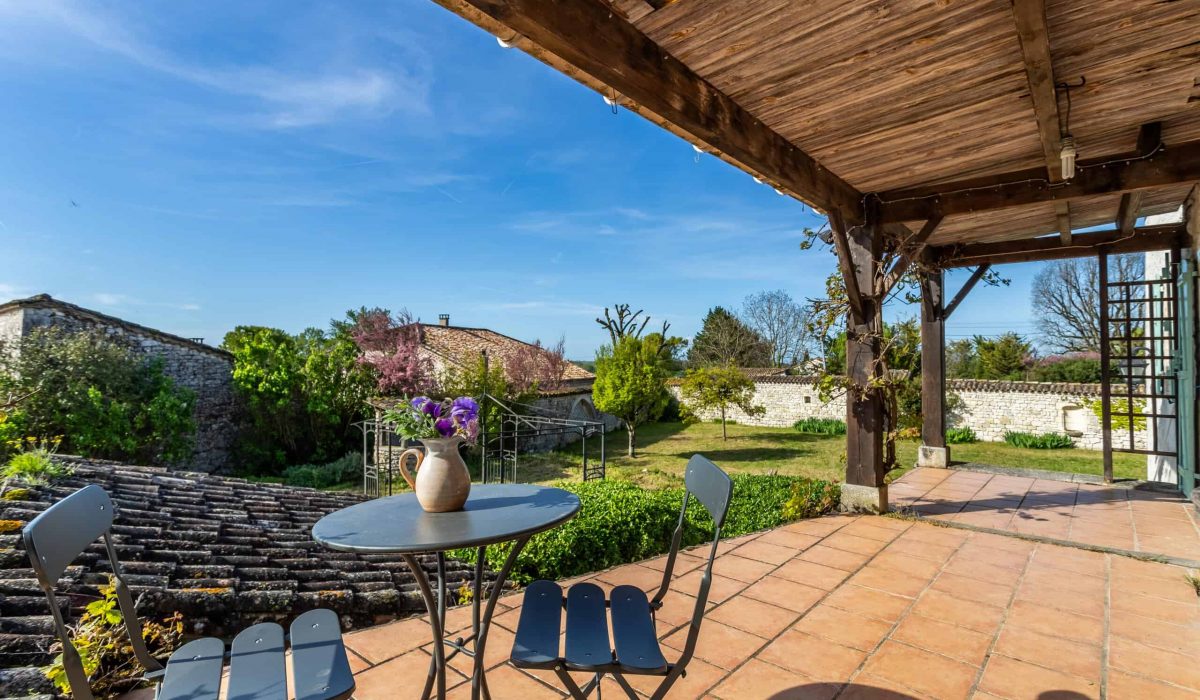 Terrace-view-2-WMC389