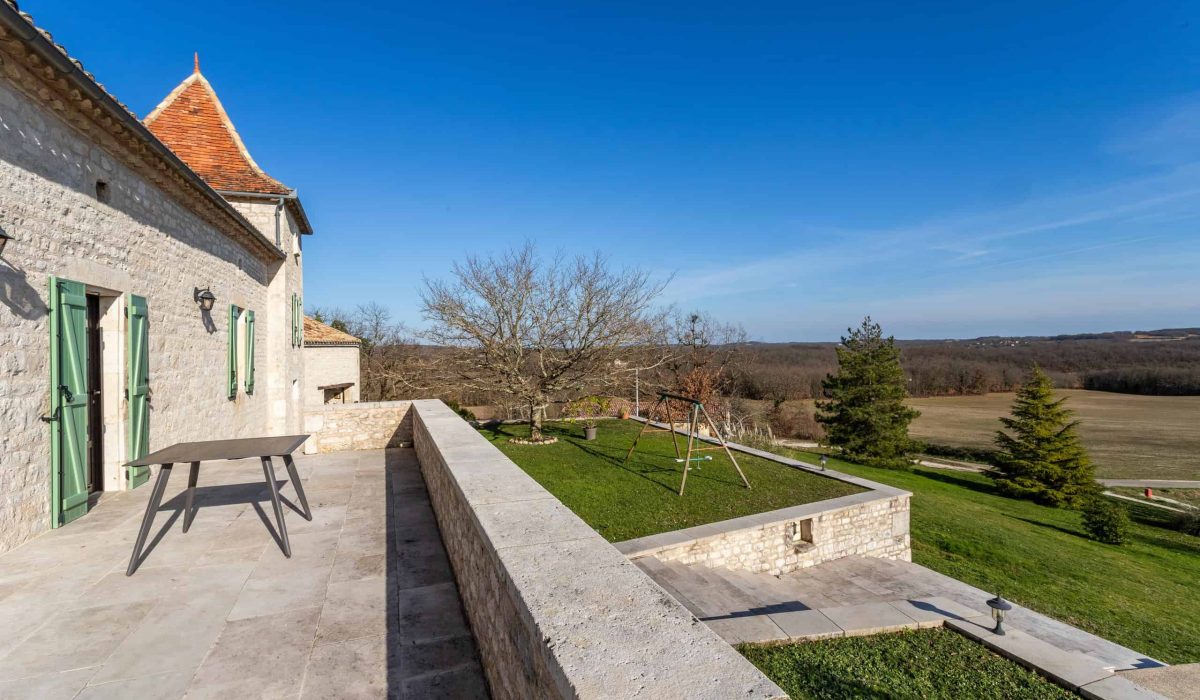 Terrace-view-3-WMC351