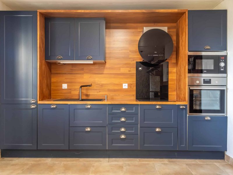 basementkitchen-1-wmc659