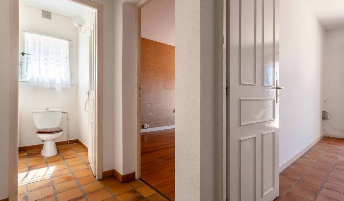 corridor-1-WMC603-05