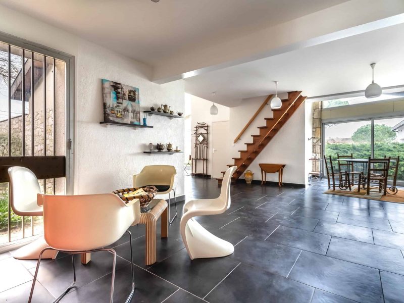 salle à manger-trois-wmc370