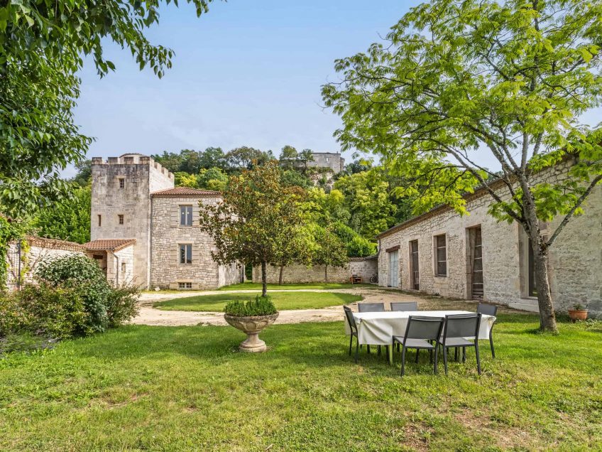 Chateau property with gites
