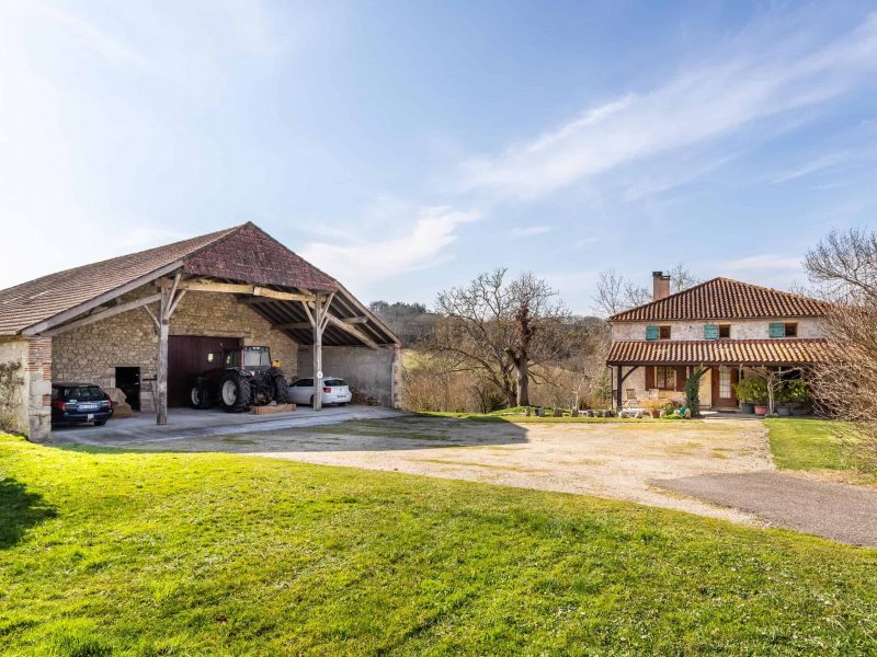 Country property with annexe, land and barns