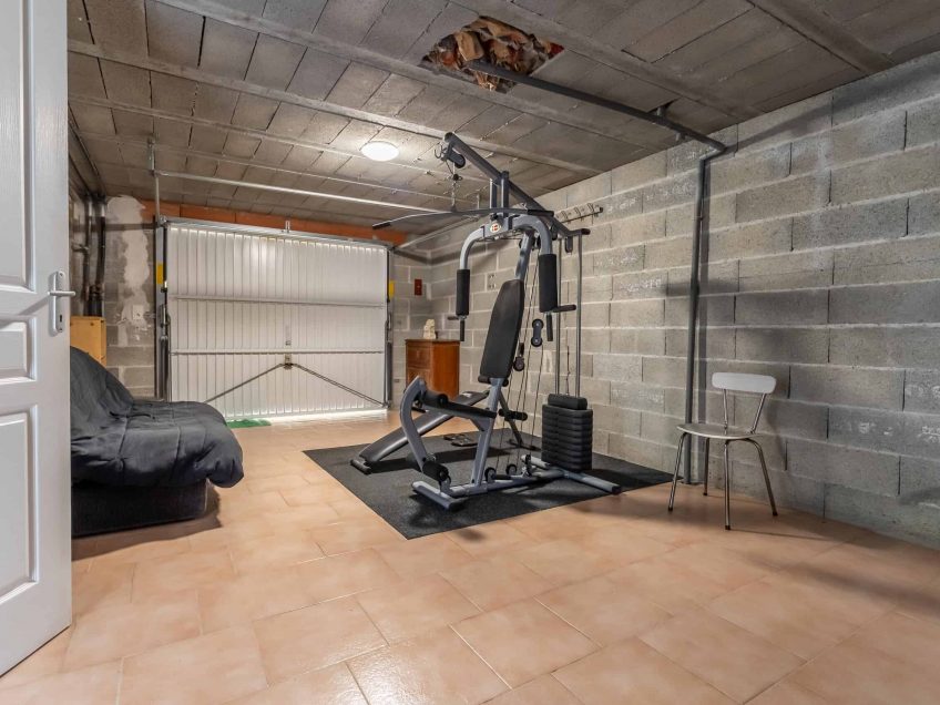 garage-2-wmc642