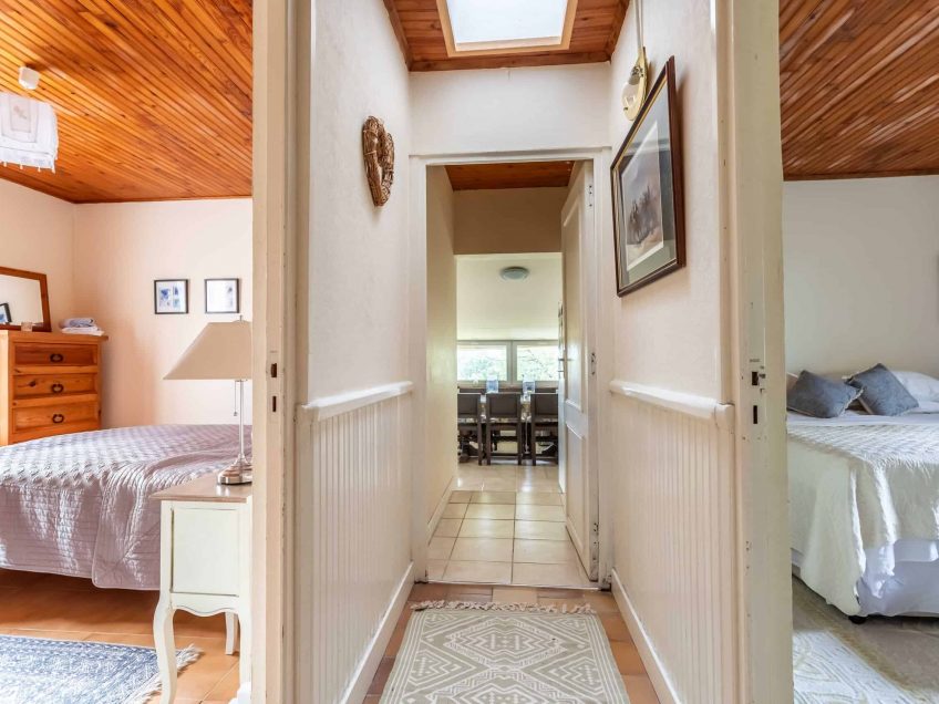 hallway-2-wmc637