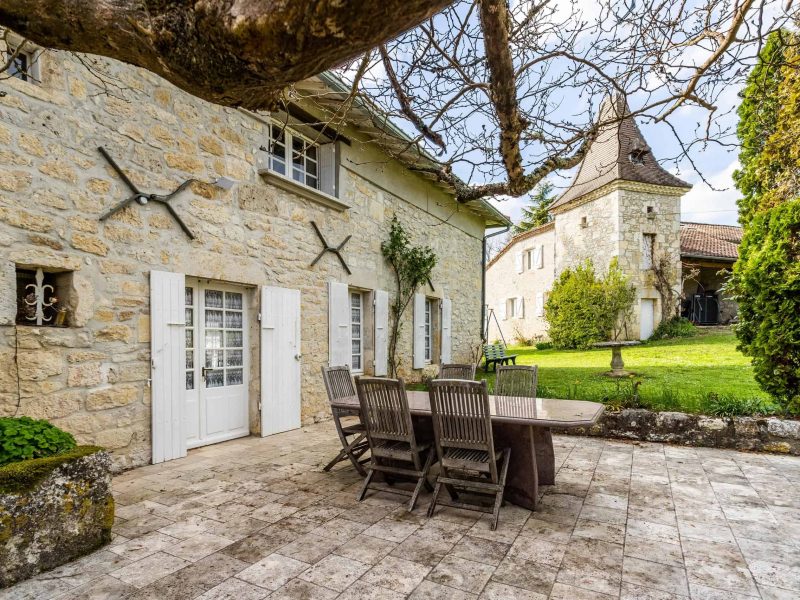 house-terrace-2-WMC236