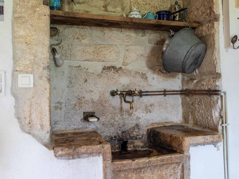 kitchen-sink-2-WMC409