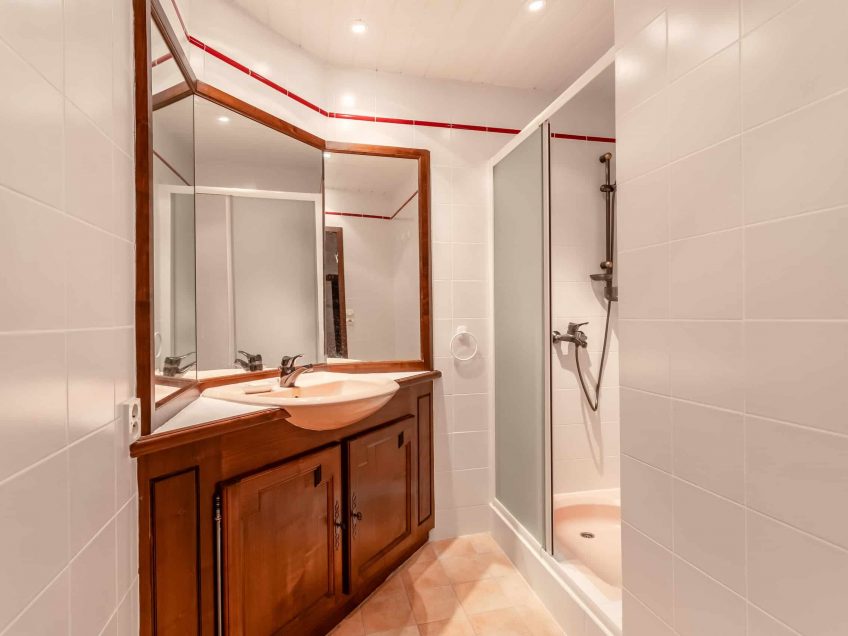 shower-1-wmc631