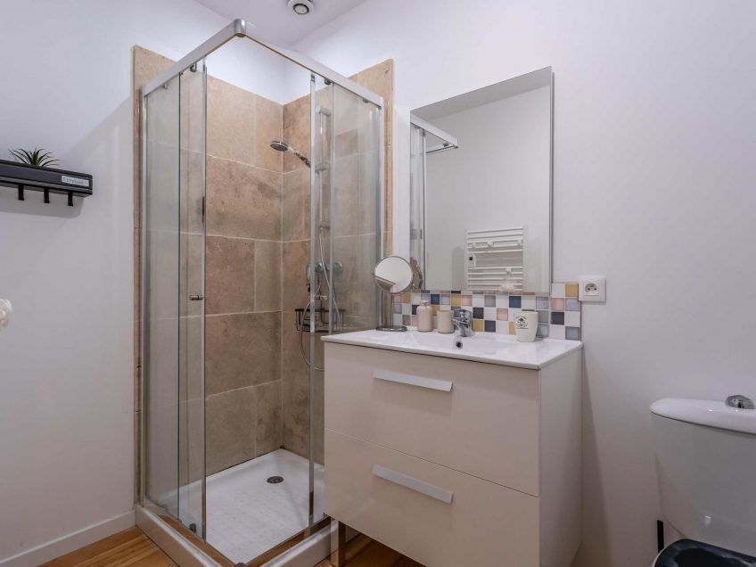 shower-1-wmc635