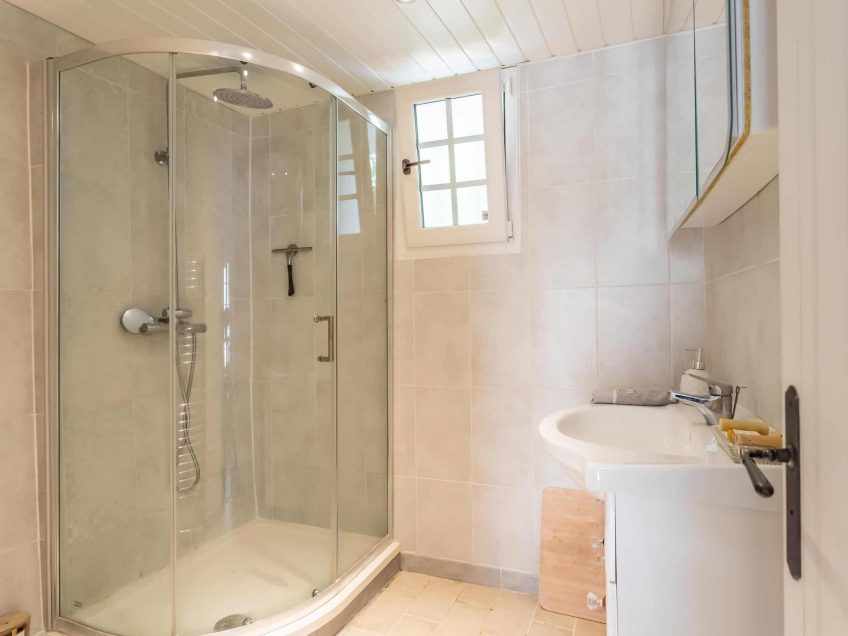 shower-1-wmc640