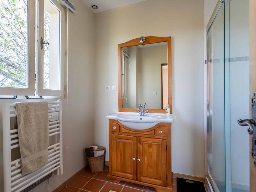 shower-2-wmc613